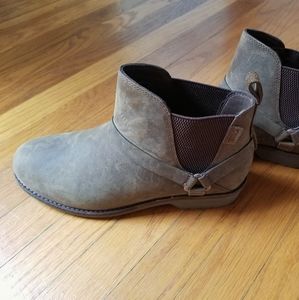 Teva Ellery Chelsea Boot Bison Women US 9 Euro 40